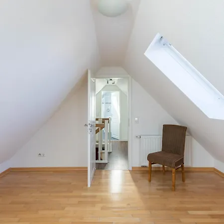 Haus Ostseestern Whg Og 아파트 볼텐하겐
